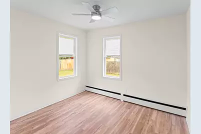 1038 Indiana Avenue, Waukegan, IL 60085 - Photo 15