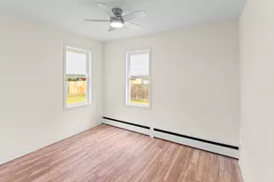 1038 Indiana Ave, Waukegan, IL 60085 - Photo 15