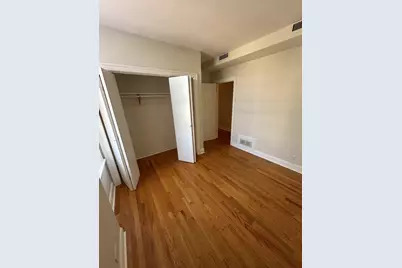 536 N Clark Street #3, Chicago, IL 60654 - Photo 9