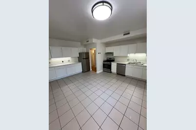 536 N Clark Street #3, Chicago, IL 60654 - Photo 11