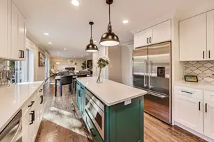 4003 Yorkshire Ln, Northbrook, IL 60062 - Photo 11