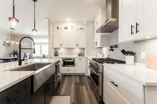 24 Kloe Ln, Sycamore, IL 60178 - Photo 9