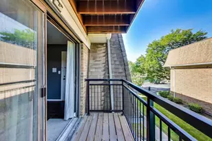 4170 Cove Ln, Glenview, IL 60025 - Photo 17