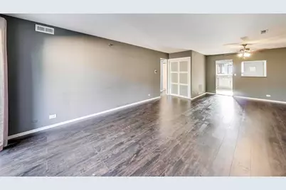 4170 Cove Lane #2B, Glenview, IL 60025 - Photo 3