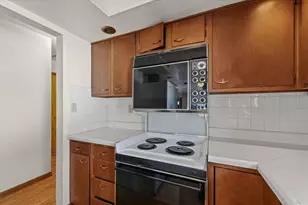 1105 S Kinch St, Urbana, IL 61802 - Photo 11