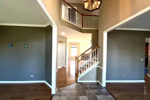 149 Lilac St, Bolingbrook, IL 60490 - Photo 3