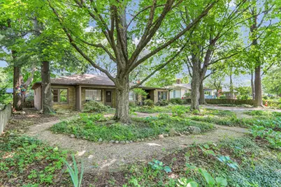 1208 W Union Street, Champaign, IL 61821 - Photo 1