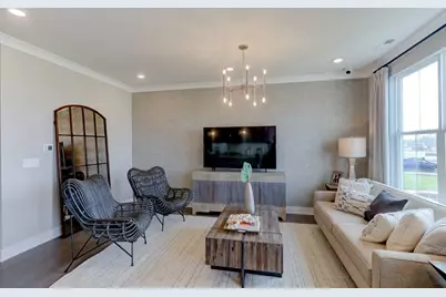 8541 Chadwick Court, Woodridge, IL 60517 - Photo 5