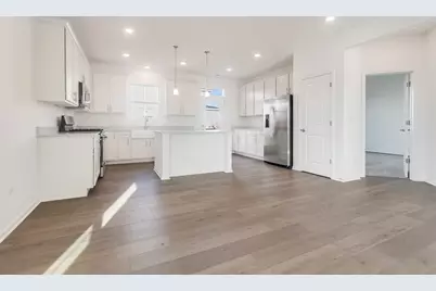 8530 Sperry Court, Woodridge, IL 60517 - Photo 9