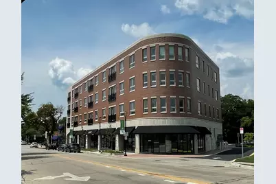 555 Roger Williams Avenue #203, Highland Park, IL 60035 - Photo 1