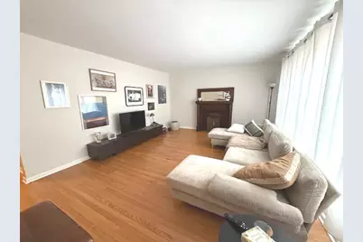 556 N Barton Avenue #1, Evanston, IL 60202 - Photo 3