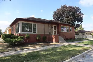 2900 W 101st Pl, Evergreen Park, IL 60805 - Photo 1