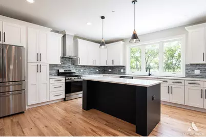 7957 W 73 Place, Bridgeview, IL 60455 - Photo 11