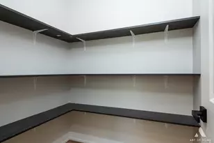 7957 W 73 Pl, Bridgeview, IL 60455 - Photo 15