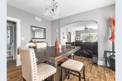 422 N Rockford Avenue, Rockford, IL 61107 - Photo 11