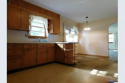 710 Sherwood Drive, Quincy, IL 62305 - Photo 7