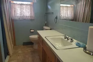 316 N Commerce St, Gilman, IL 60938 - Photo 13