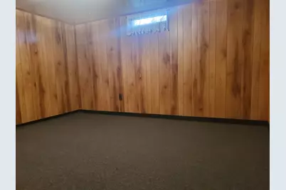 316 N Commerce Street, Gilman, IL 60938 - Photo 17