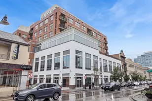 1124 Lake St, Oak Park, IL 60301 - Photo 1