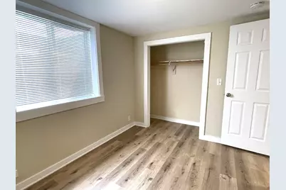 501 University Avenue, Bloomington, IL 61701 - Photo 17