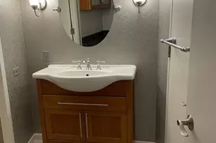 300 N State St, Chicago, IL 60654 - Photo 15