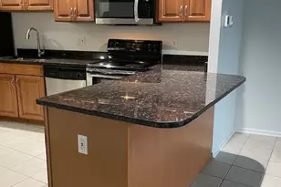 300 N State St, Chicago, IL 60654 - Photo 3