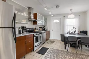 2052 W Huron St, Chicago, IL 60612 - Photo 19