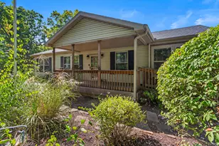 204 E Sherman St, Saint John, IL 61873 - Photo 3