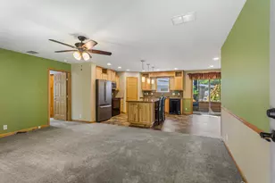 204 E Sherman St, Saint John, IL 61873 - Photo 5