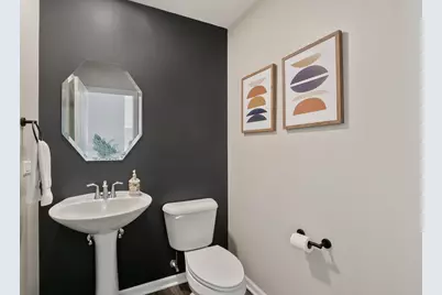 2732 Fieldcrest Drive, Mundelein, IL 60060 - Photo 13