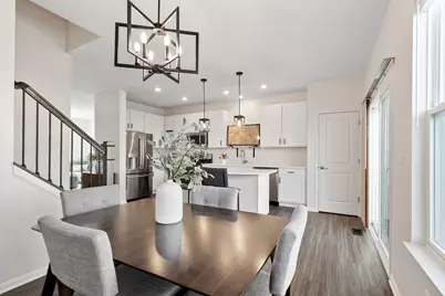 2732 Fieldcrest Drive, Mundelein, IL 60060 - Photo 11