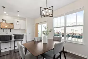 2732 Fieldcrest Dr, Mundelein, IL 60060 - Photo 9