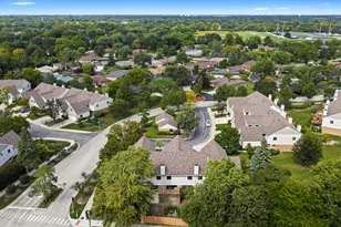 2571 Essex Dr, Northbrook, IL 60062 - Photo 21