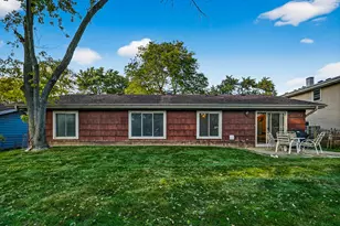 1355 Blair Ln, Hoffman Estates, IL 60169 - Photo 25