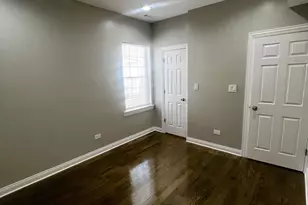 3257 W Warren Blvd, Chicago, IL 60624 - Photo 3