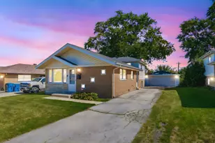 12549 S Tripp Ave, Alsip, IL 60803 - Photo 1