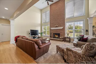 7N919 Cloverfield Road, Saint Charles, IL 60175 - Photo 13