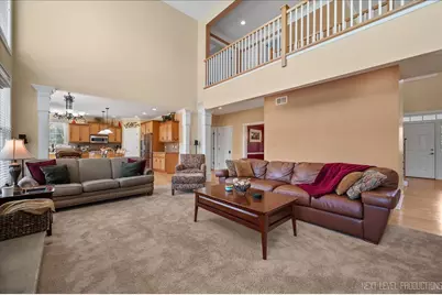 7N919 Cloverfield Road, Saint Charles, IL 60175 - Photo 9