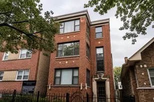 1731 W North Shore Ave, Chicago, IL 60626 - Photo 1