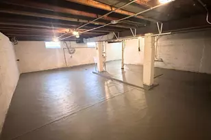 2612 W 89th Pl, Evergreen Park, IL 60805 - Photo 13