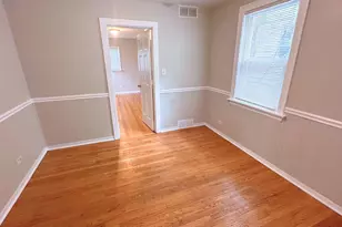 2612 W 89th Pl, Evergreen Park, IL 60805 - Photo 5