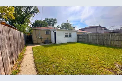 2036 S 15th Avenue, Broadview, IL 60155 - Photo 15