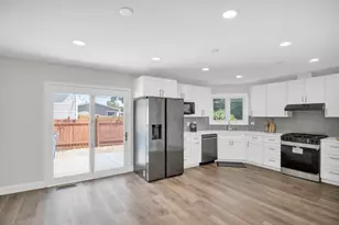 615 Cordial Dr, Des Plaines, IL 60018 - Photo 7