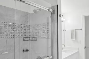 615 Cordial Dr, Des Plaines, IL 60018 - Photo 25