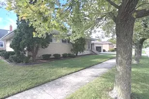 16560 Greenwood Ave, South Holland, IL 60473 - Photo 1