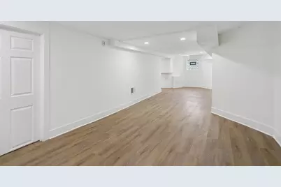 7000 S Eberhart Avenue, Chicago, IL 60637 - Photo 13