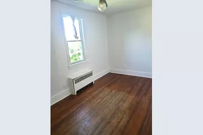 9542 S Avenue M, Chicago, IL 60617 - Photo 7