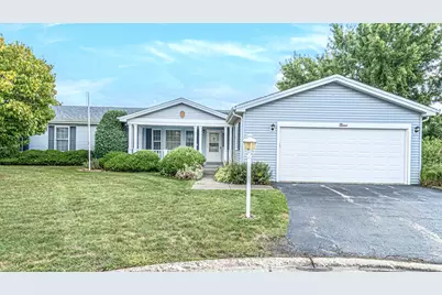 9 Derby Court, Grayslake, IL 60030 - Photo 1