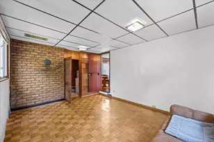 1607 Chevy Chase Dr, Champaign, IL 61821 - Photo 17