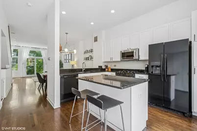 1066 W Fry Street, Chicago, IL 60642 - Photo 11